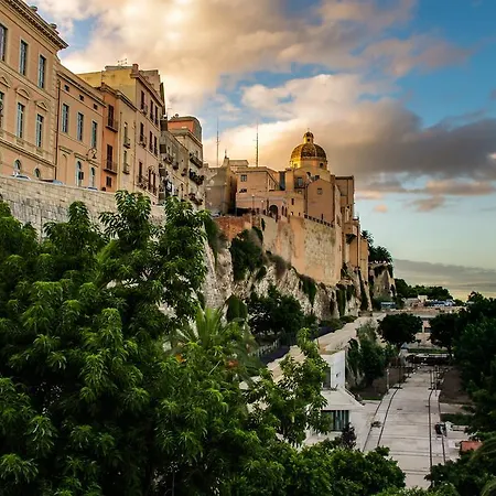 Il Gallo Bianco 2* Cagliari
